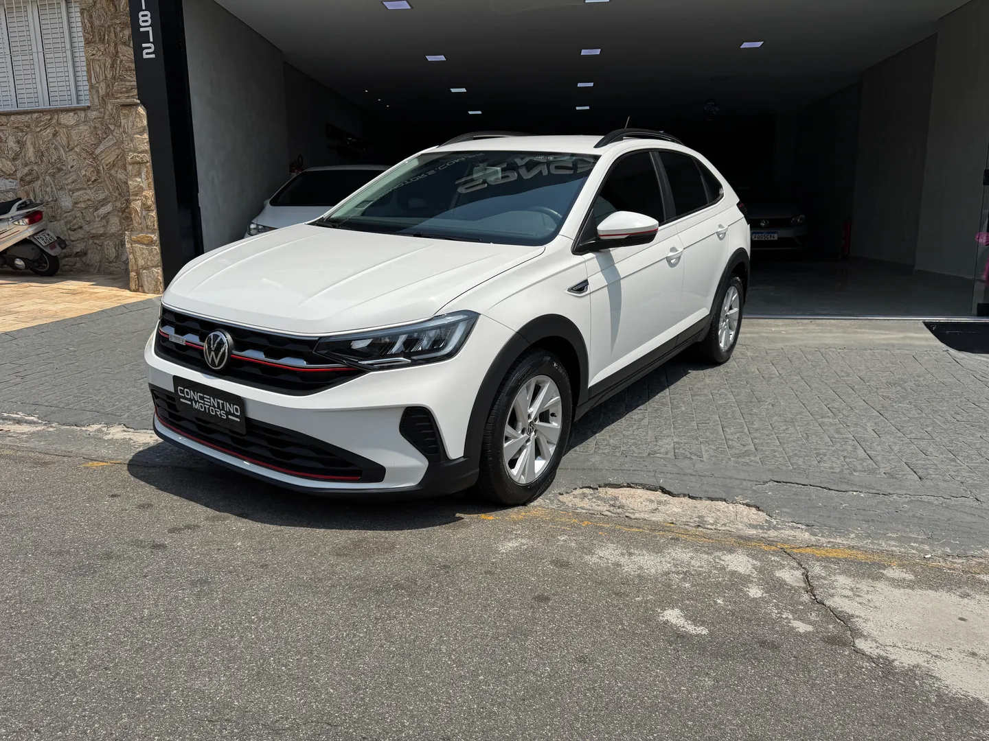 Imagem exterior do veículo Nivus 2023 1.0 200 Tsi Total Flex Comfortline Automático