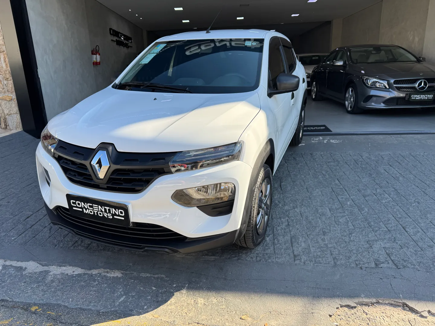 Imagem exterior do veículo Kwid 2024 1.0 12V Sce Flex Zen Manual
