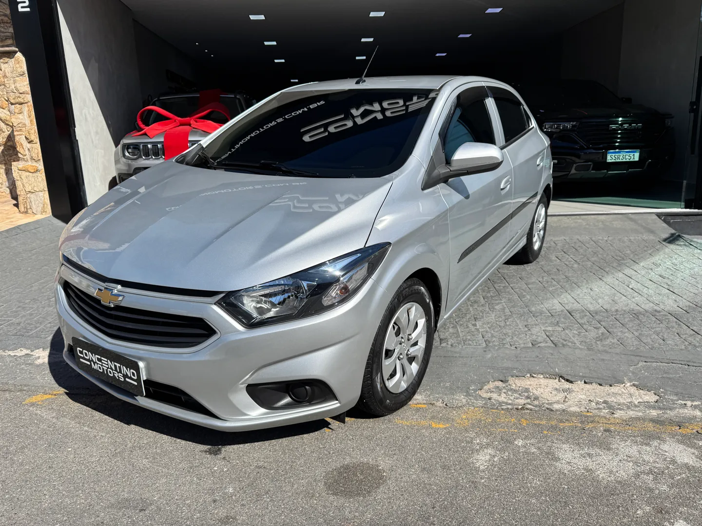 Imagem exterior do veículo Onix 2019 1.0 Mpfi Lt 8V Flex 4P Manual