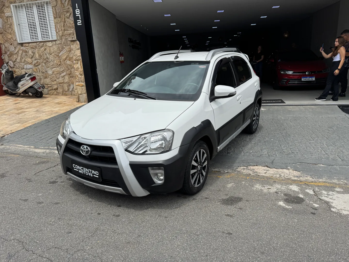 Imagem exterior do veículo Etios Cross 2018 1.5 16V Flex 4P Automático