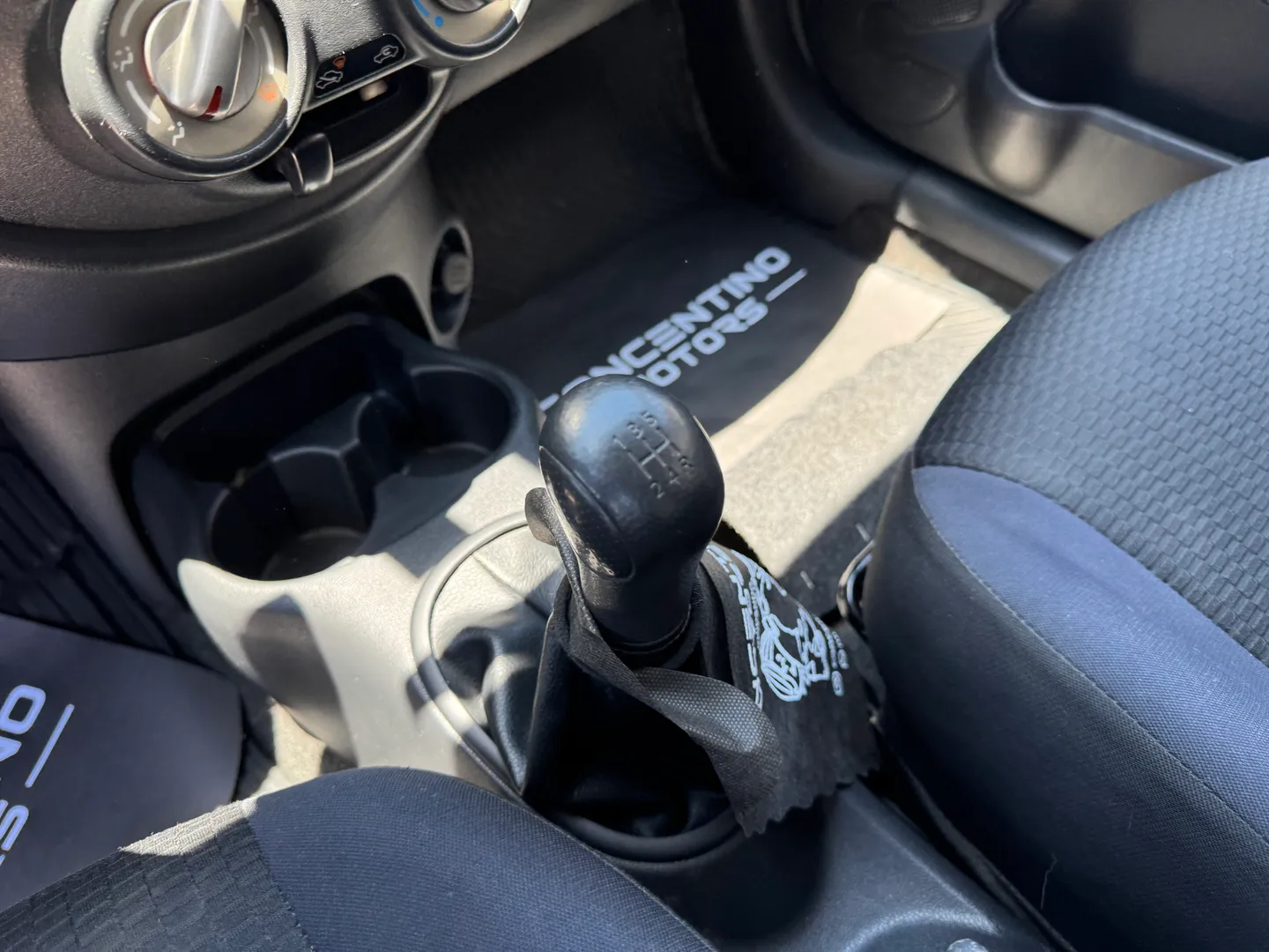 Imagem 15 – Nissan March 1.6 Sv 16V Flex 4P Manual