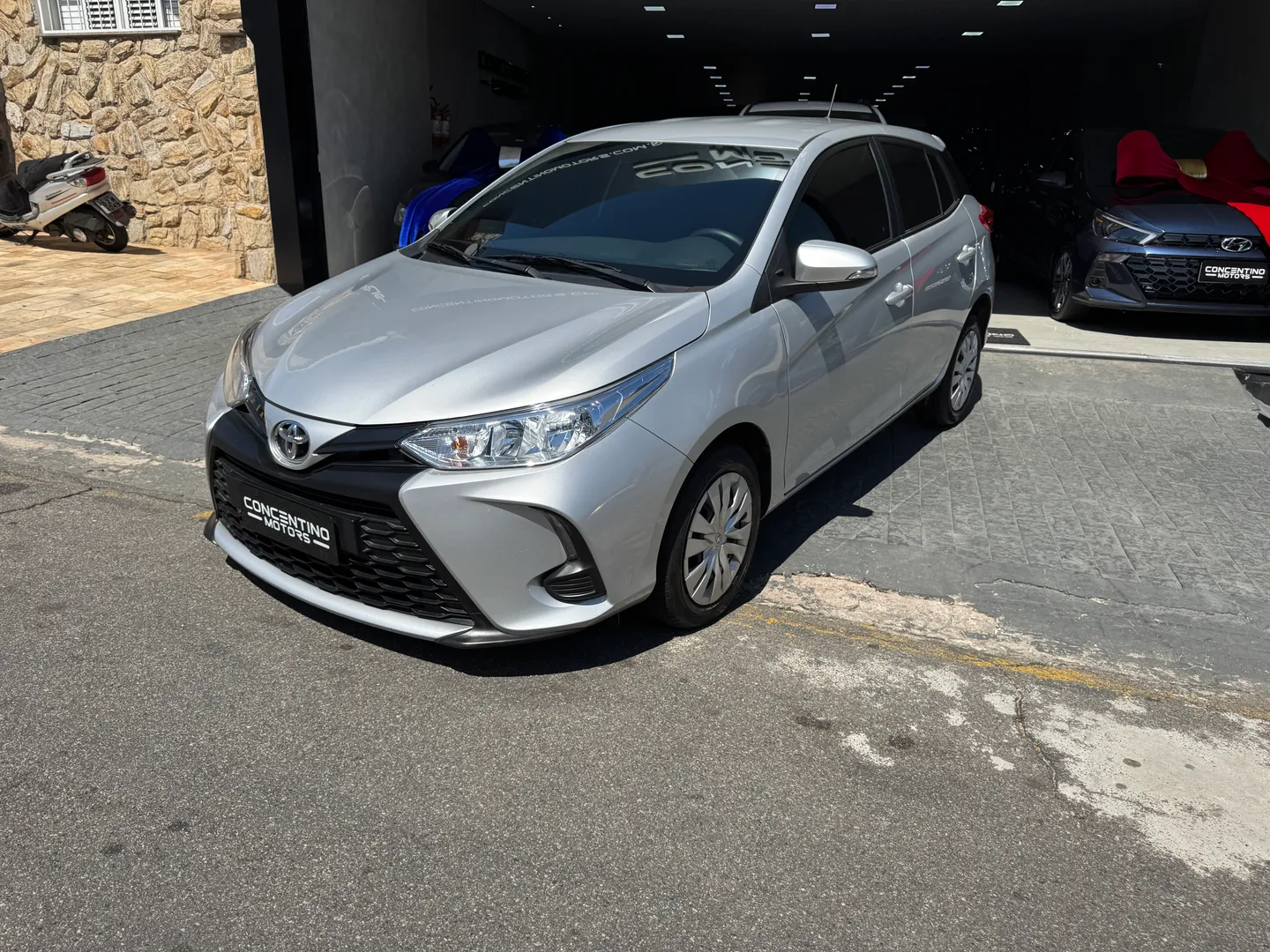 Imagem exterior do veículo Yaris 2025 1.5 16V Flex Xl Multidrive