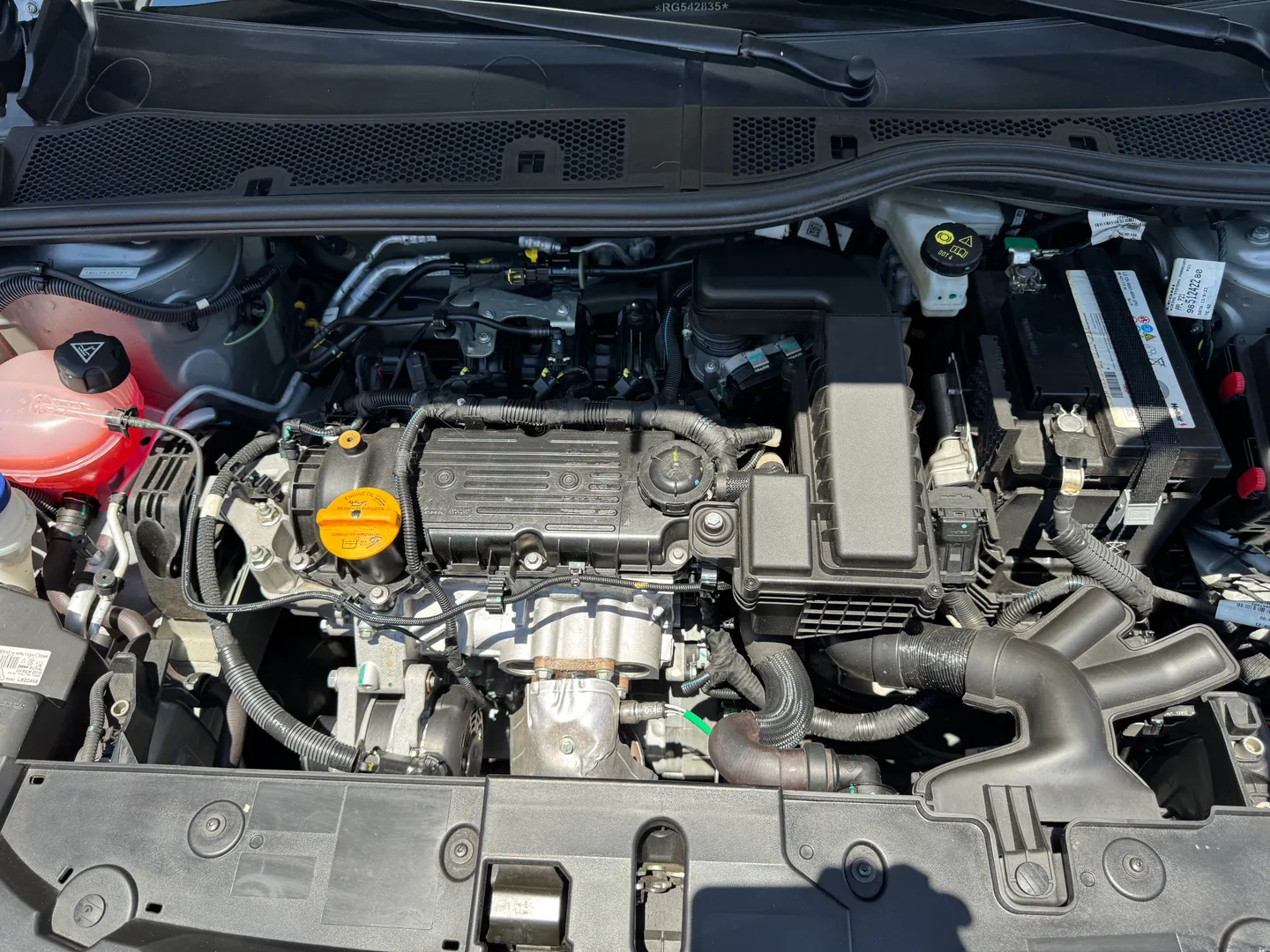 Imagem 16 – Peugeot 208 1.0 Firefly Flex Style Manual