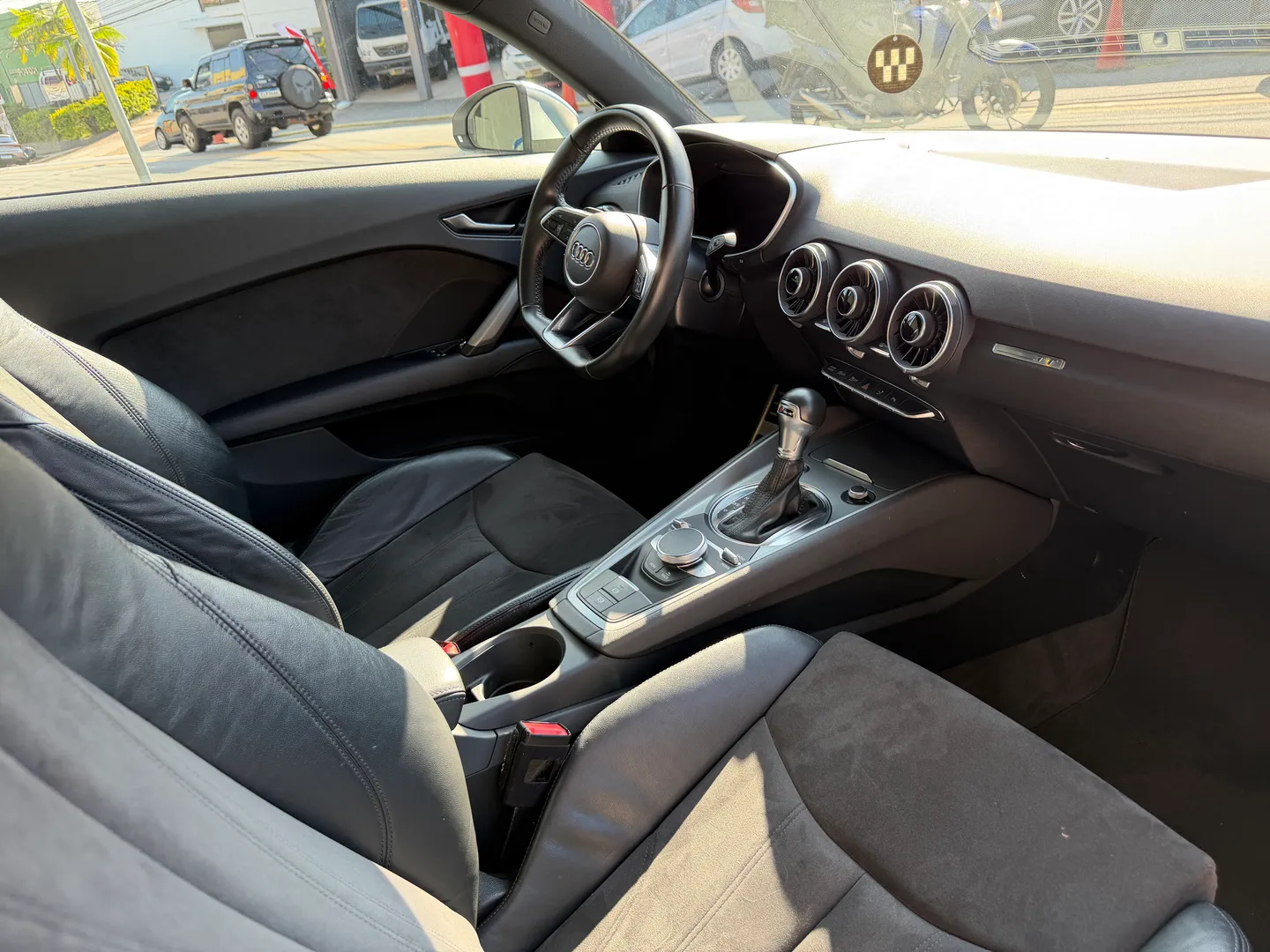 Imagem 13 – Audi Tt 2.0 Tfsi Coupé Ambition 2P Gasolina S-Tronic