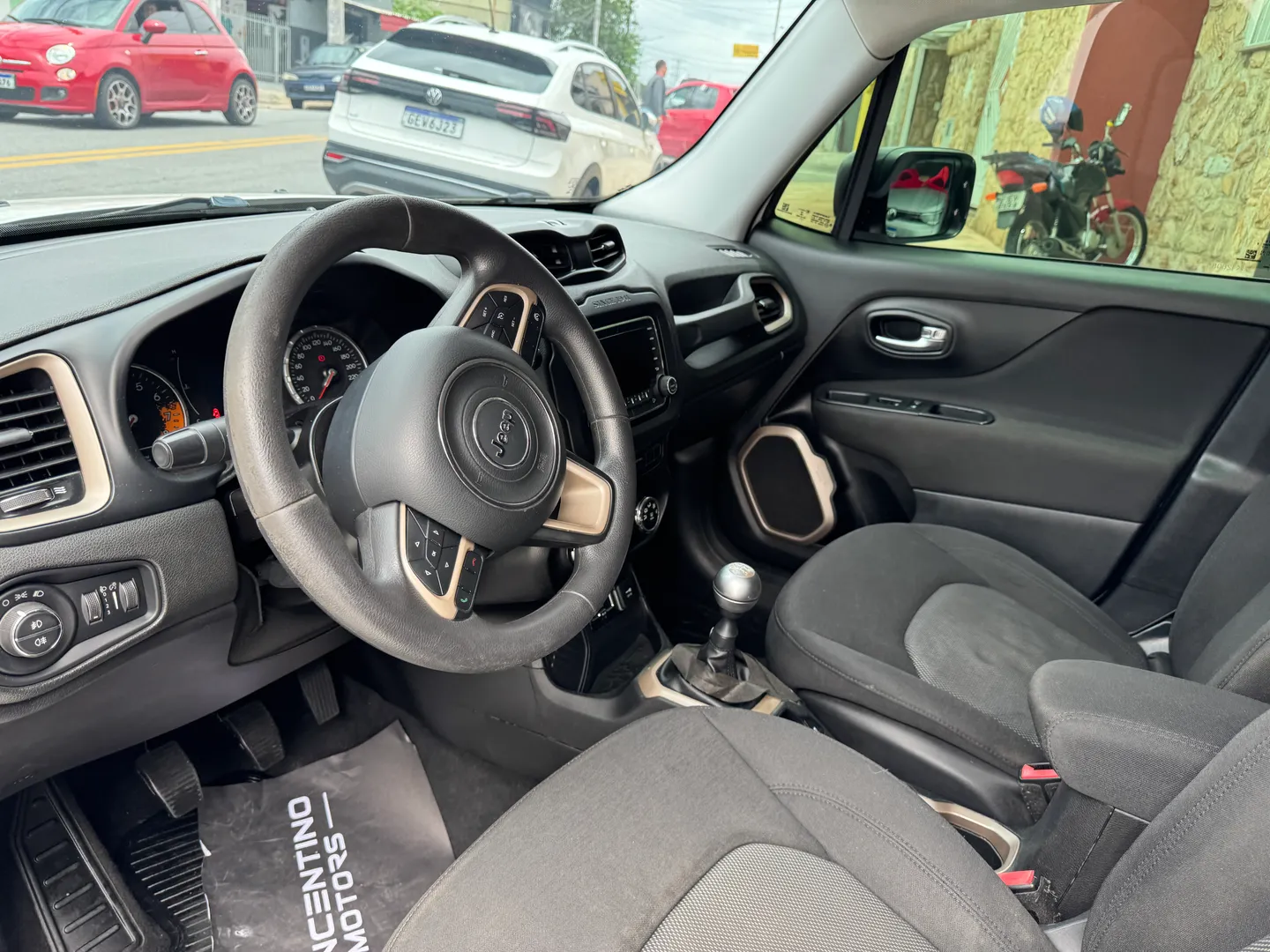 Imagem 14 – Jeep Renegade 1.8 16V Flex Sport 4P Manual