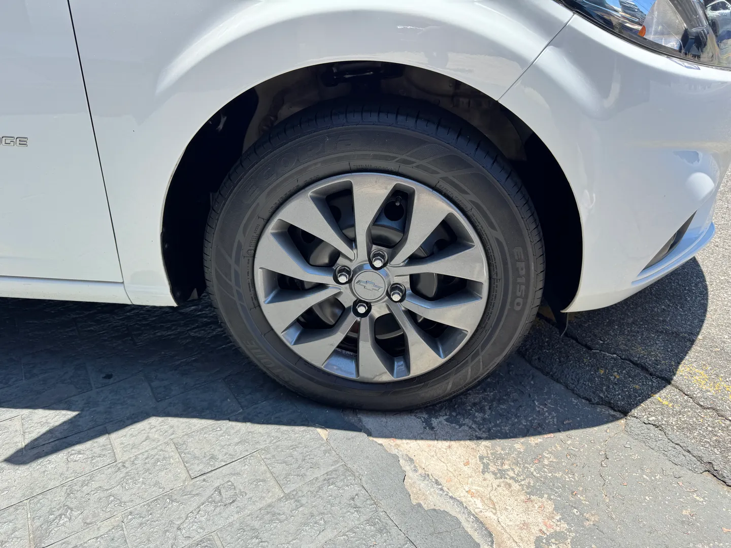 Imagem 8 – Chevrolet Onix 1.4 Mpfi Advantage 8V Flex 4P Automático