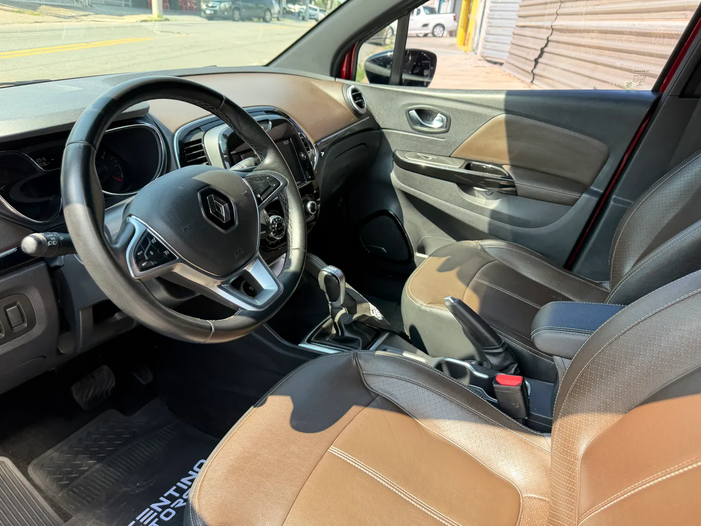 Imagem 10 – Renault Captur 1.3 Tce Flex Zen X-Tronic