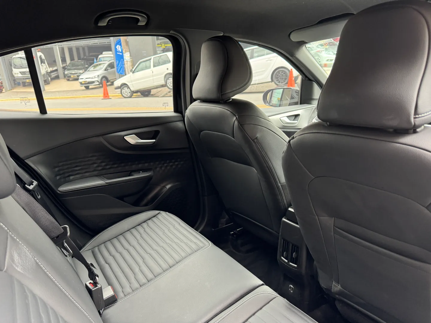 Imagem 9 – Fiat Fastback 1.0 Turbo 200 Flex Impetus Cvt