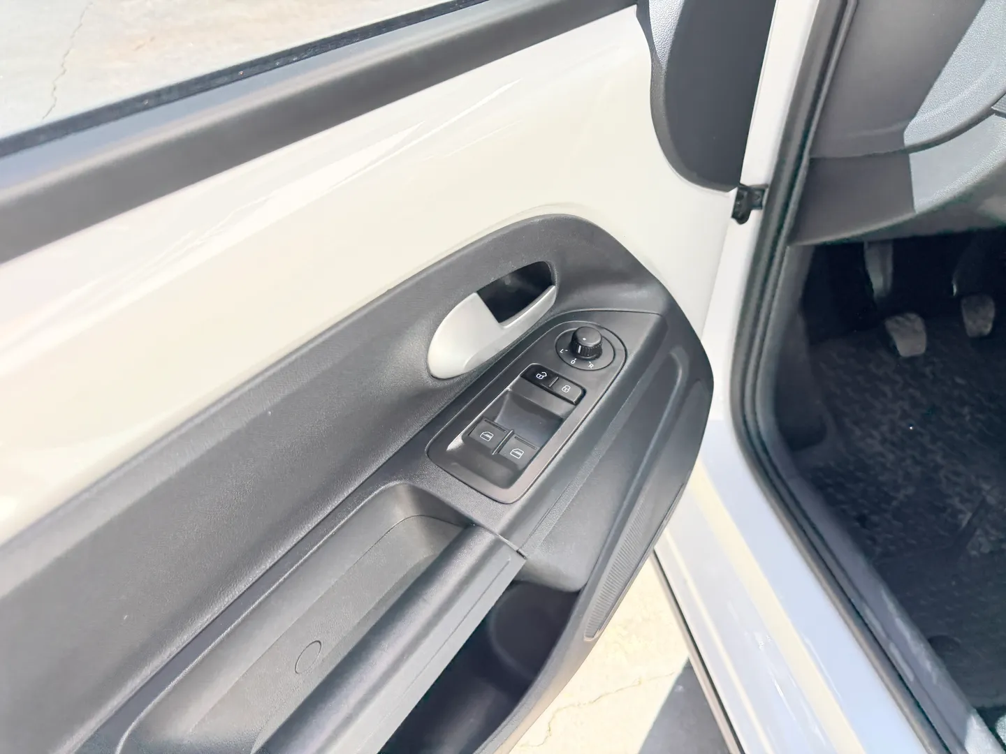 Imagem 7 – Volkswagen Up 1.0 170 Tsi Total Flex Xtreme 4P Manual
