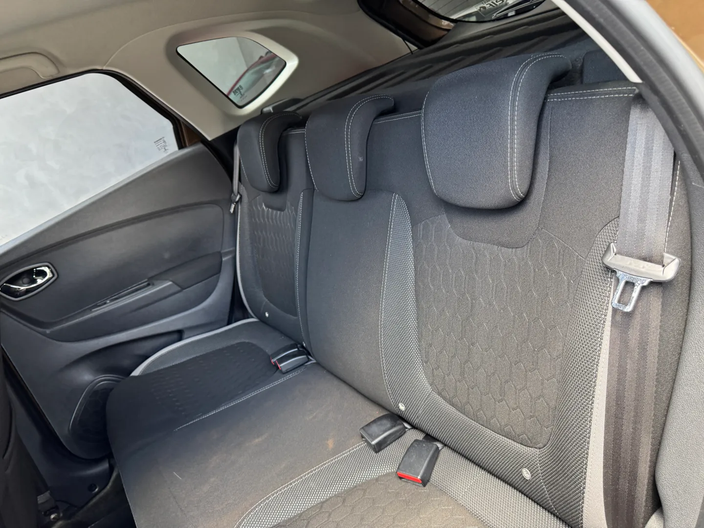 Imagem 11 – Renault Captur 1.6 16V Sce Flex Zen X-Tronic