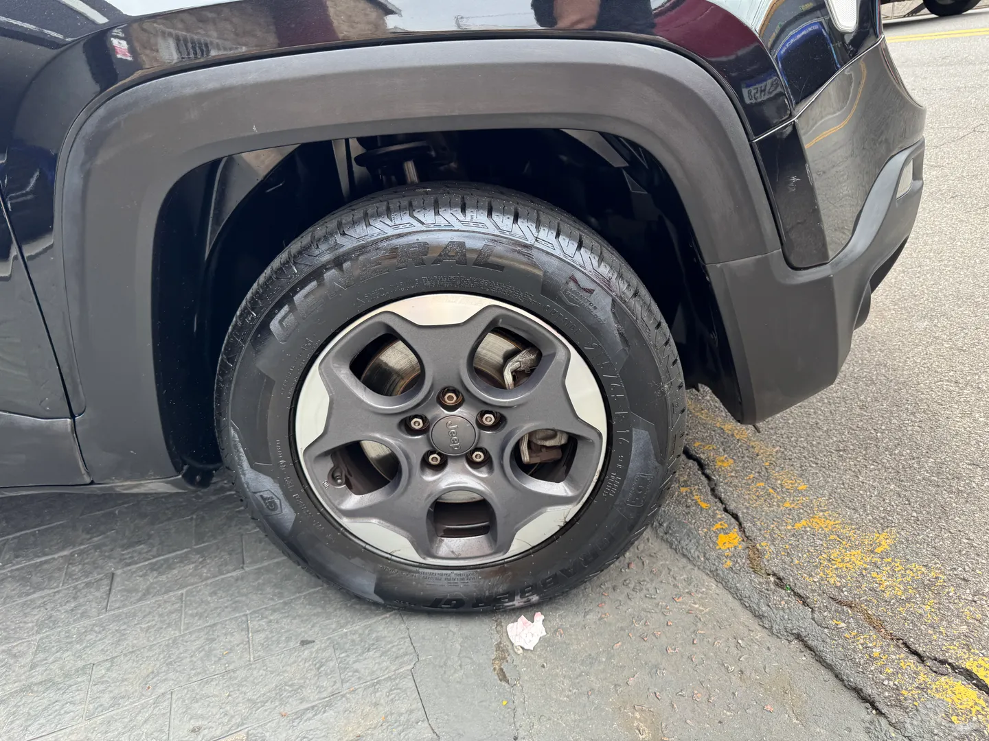 Imagem 15 – Jeep Renegade 1.8 16V Flex 4P Automático