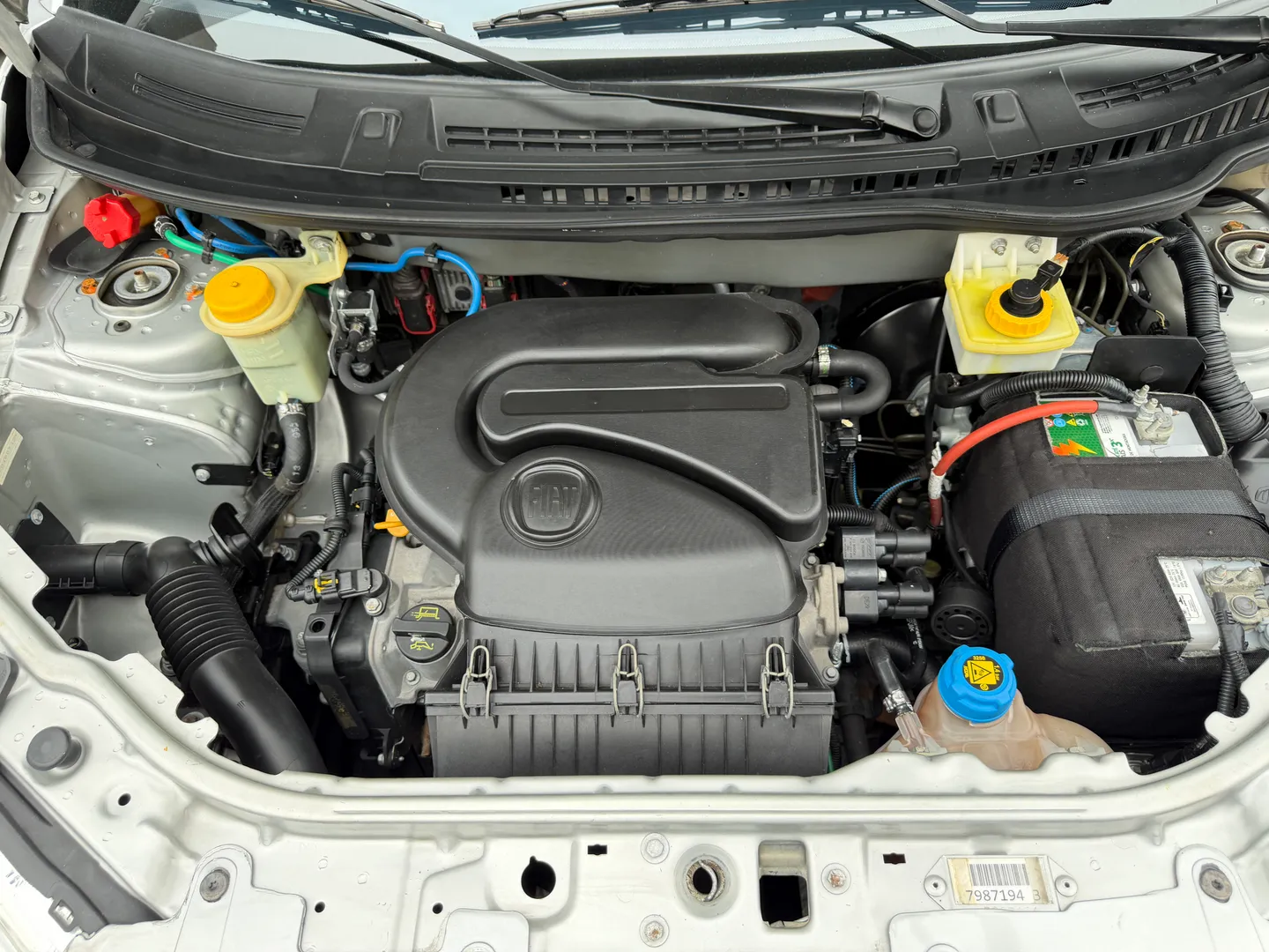 Imagem 8 – Fiat Uno 1.0 Evo Vivace 8V Flex 4P Manual