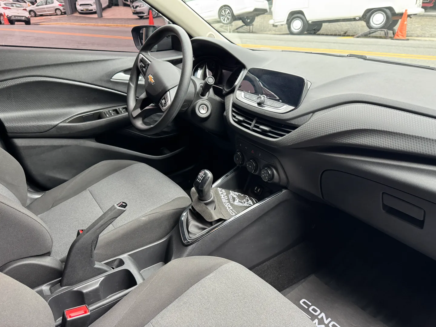 Imagem 11 – Chevrolet Onix 1.0 Flex Manual