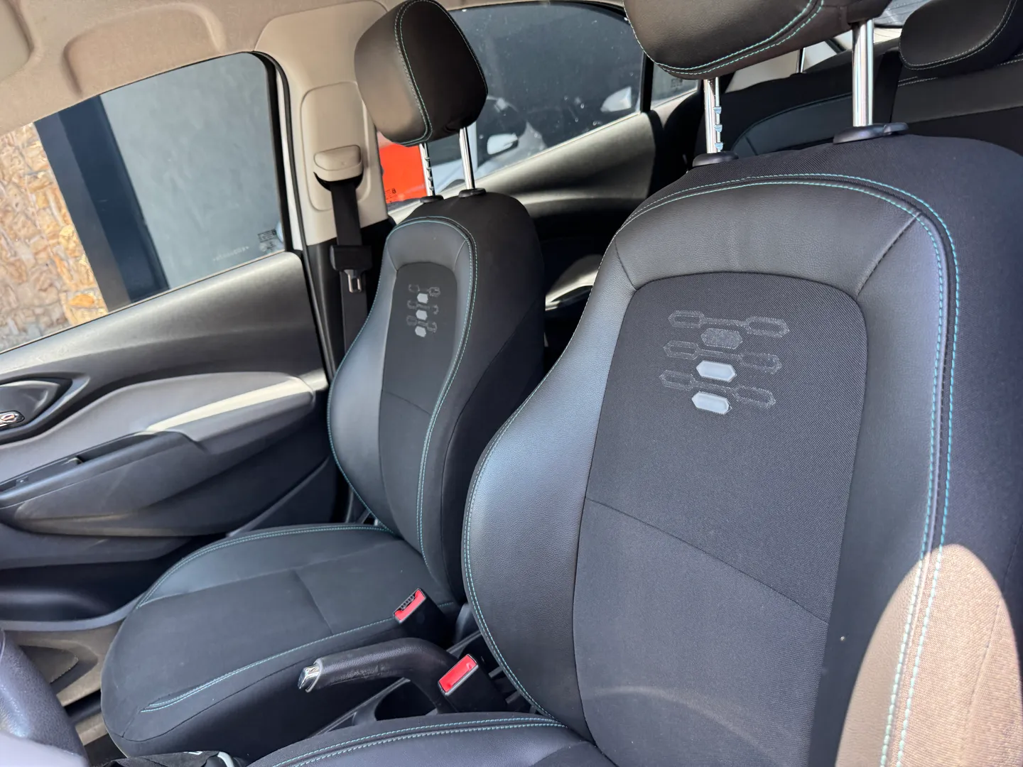 Imagem 7 – Chevrolet Onix 1.4 Mpfi Advantage 8V Flex 4P Automático