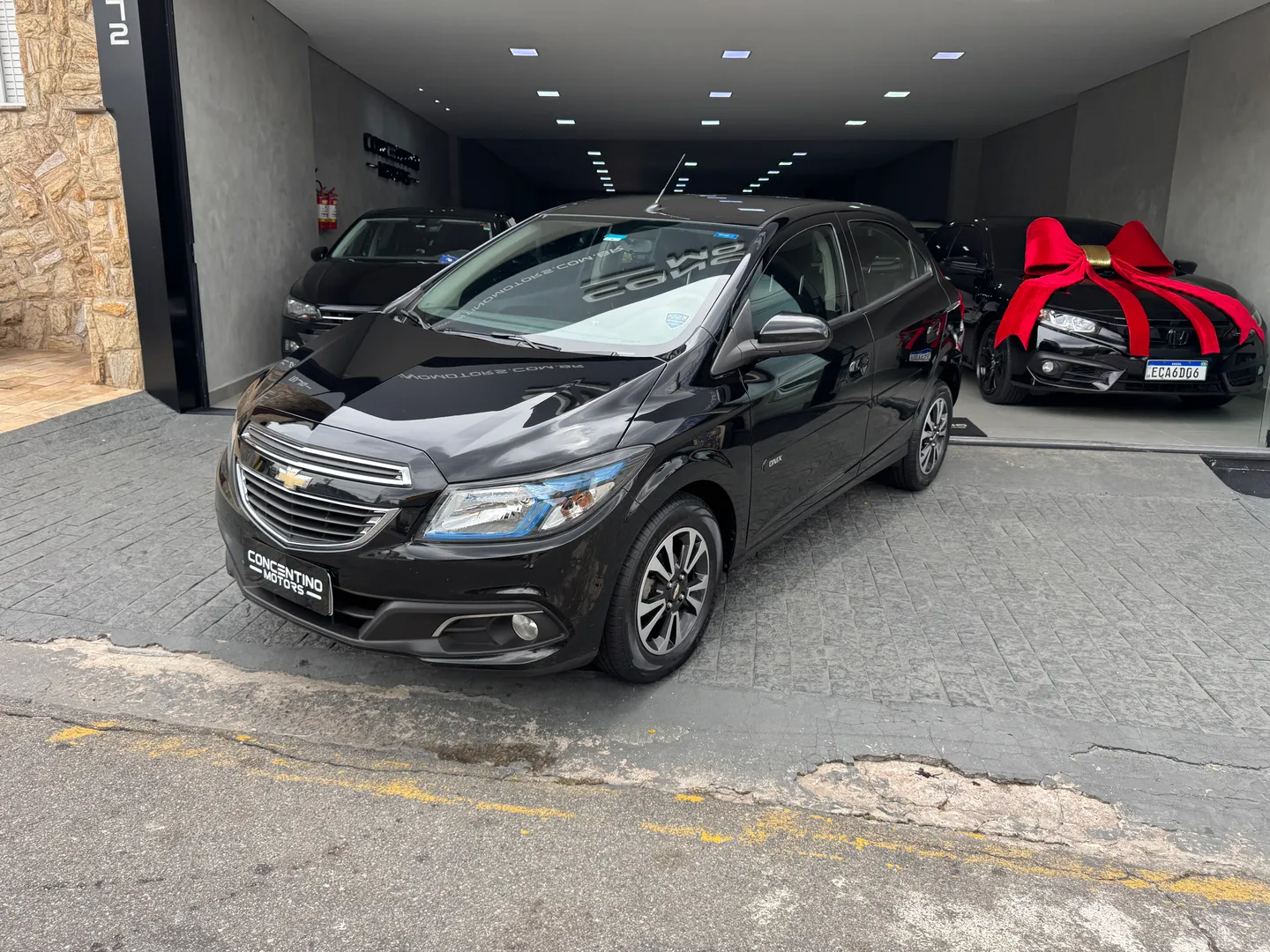 Imagem exterior do veículo Onix 2015 1.4 Mpfi Ltz 8V Flex 4P Automático