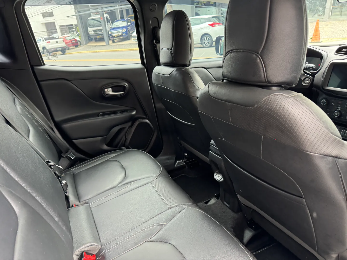 Imagem 16 – Jeep Renegade 1.3 T270 Turbo Flex Longitude At6