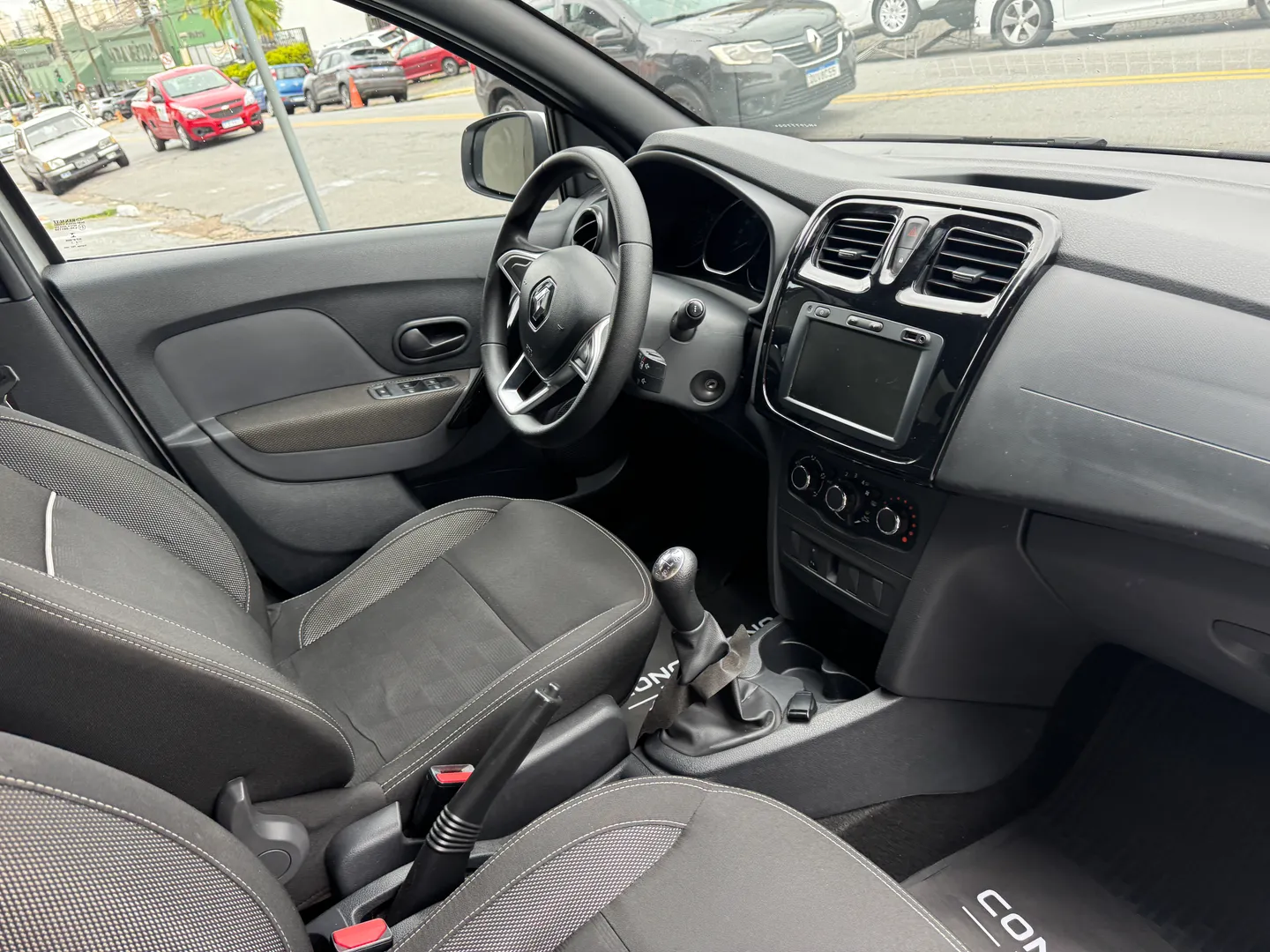 Imagem 8 – Renault Logan 1.0 12V Sce Flex Zen Manual