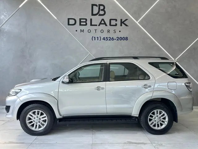 Toyota Hilux Sw4 2013