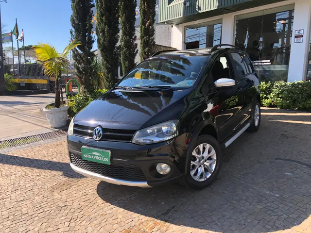 Volkswagen Space Cross 2014