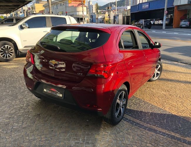 Imagem exterior do veículo Onix 2018 1.4 Mpfi Ltz 8V Flex 4P Automático 