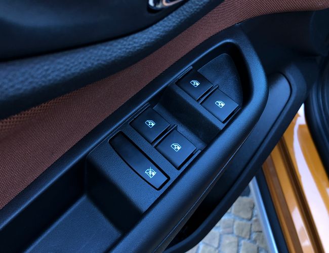 Imagem exterior do veículo Onix 2017 1.4 Mpfi Activ 8V Flex 4P Automático 