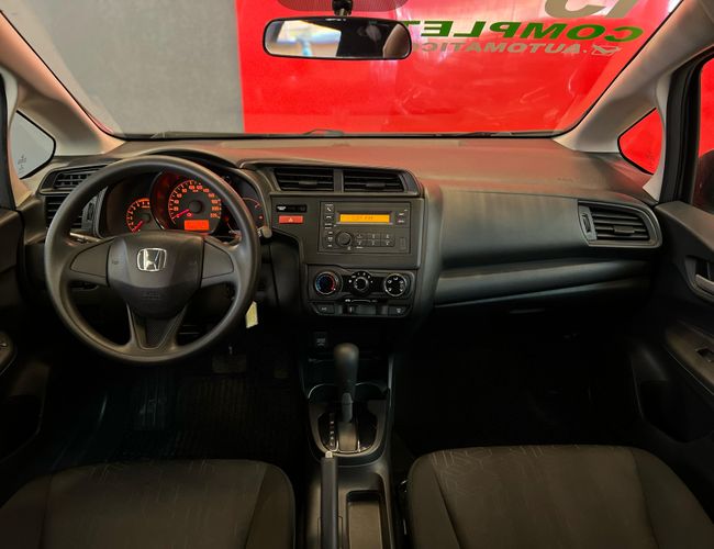 Imagem exterior do veículo Fit 2015 1.5 Lx 16V Flex 4P Automático 