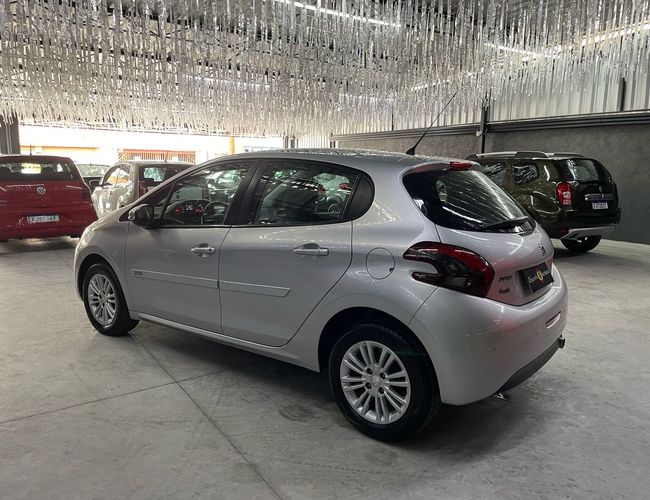 Imagem exterior do veículo 208 2017 1.6 Allure 16V Flex 4P Automático 