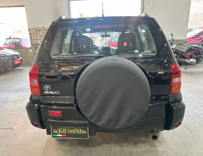 Imagem exterior do veículo Rav4 2005 2.0 4X4 16V Gasolina 4P Automático 
