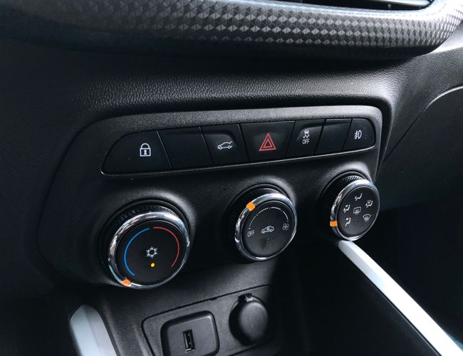 Imagem exterior do veículo Onix 2023 1.0 Flex Lt Manual 