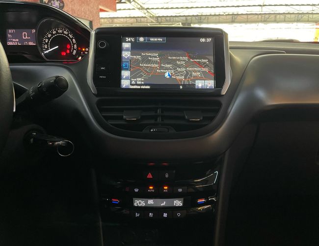 Imagem exterior do veículo 208 2015 1.6 Griffe 16V Flex 4P Automático 