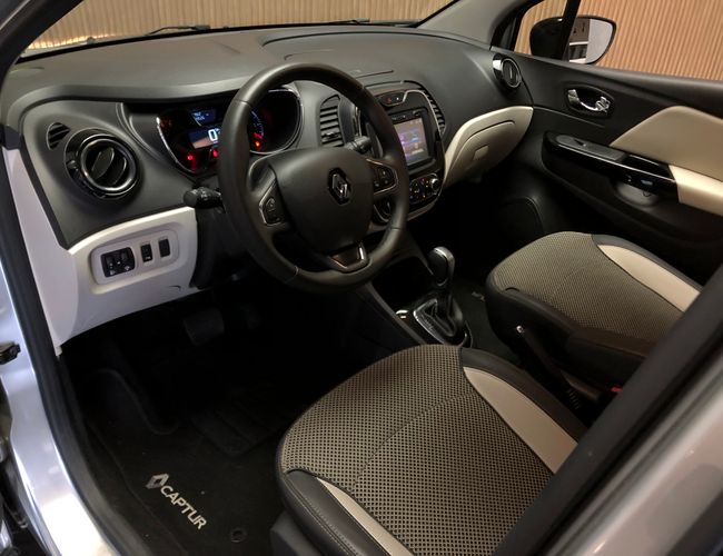 Imagem exterior do veículo Captur 2019 1.6 16V Sce Flex Intense X-Tronic 
