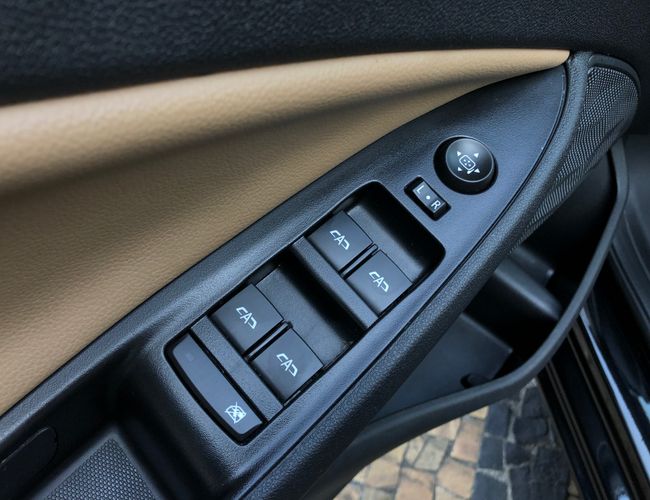Imagem exterior do veículo Onix 2023 1.0 Turbo Flex Premier Automático 