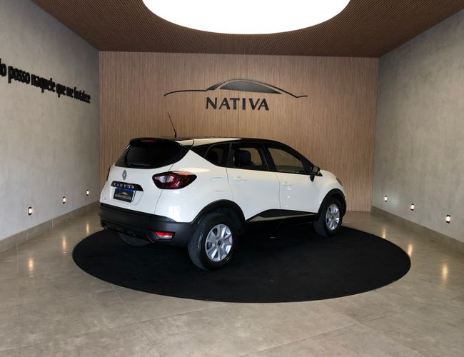Imagem exterior do veículo Captur 2021 1.6 16V Sce Flex Life X-Tronic 