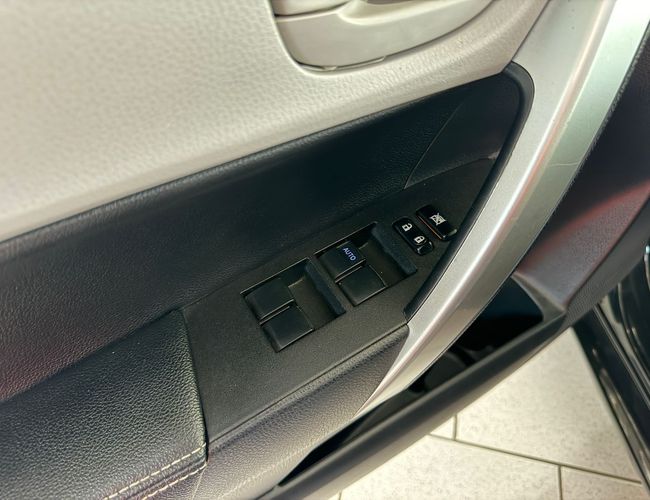 Imagem exterior do veículo Corolla 2016 1.8 Gli 16V Flex 4P Automático 