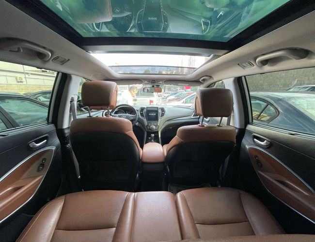 Imagem exterior do veículo Santa Fé 2016 3.3 Mpfi 4X4 7 Lugares V6 270Cv Gasolina 4P Automático 