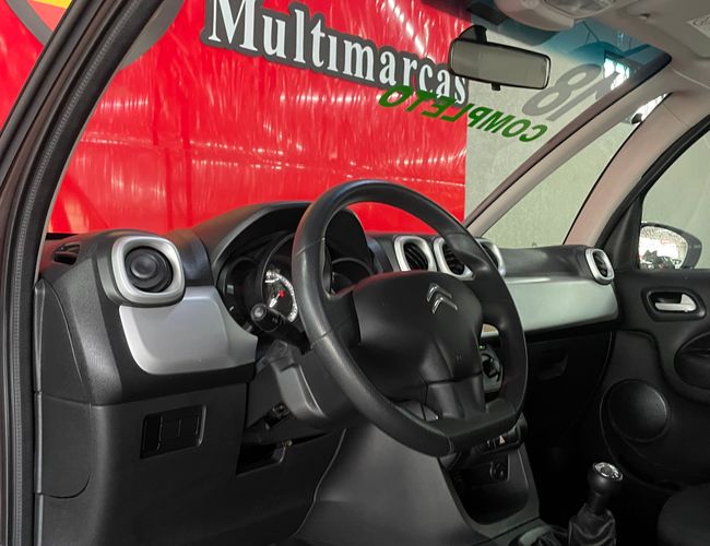 Imagem exterior do veículo Aircross 2018 1.6 Vti 120 Flex Live Manual 
