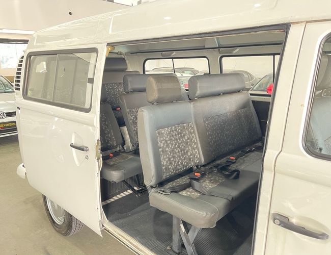 Imagem exterior do veículo Kombi 2012 1.4 Mi Std Lotação 8V Flex 3P Manual 