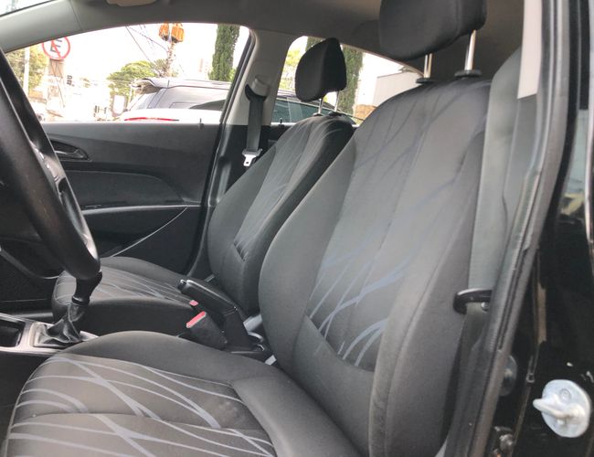 Imagem exterior do veículo Hb20 2015 1.0 Comfort 12V Flex 4P Manual 