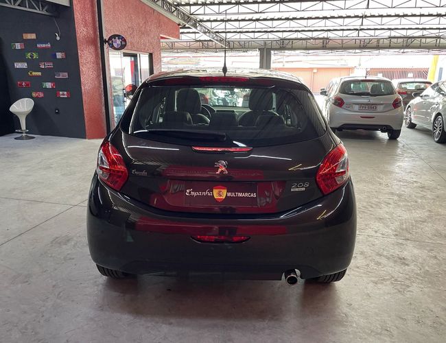 Imagem exterior do veículo 208 2015 1.6 Griffe 16V Flex 4P Automático 
