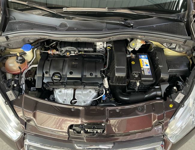 Imagem exterior do veículo 208 2015 1.6 Griffe 16V Flex 4P Automático 