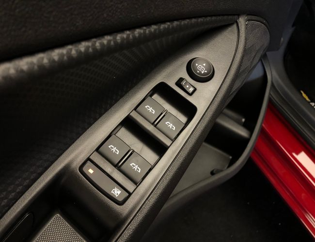 Imagem exterior do veículo Onix 2024 1.0 Flex Lt Manual 