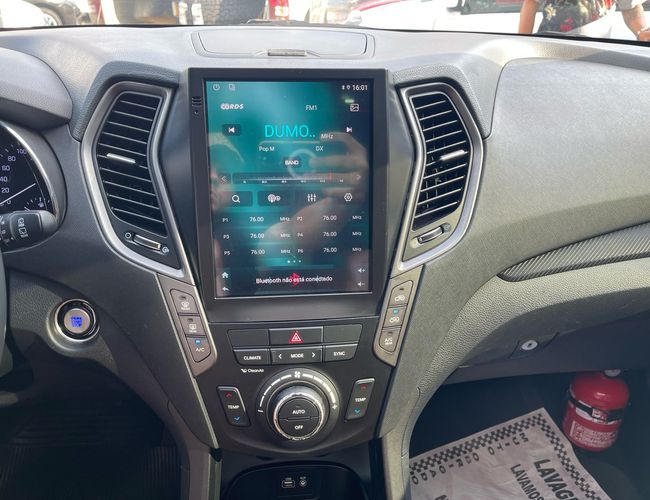 Imagem exterior do veículo Santa Fé 2016 3.3 Mpfi 4X4 7 Lugares V6 270Cv Gasolina 4P Automático 