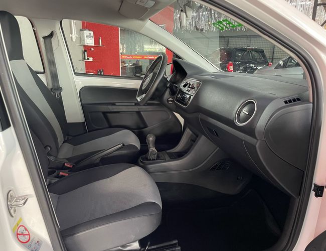 Imagem exterior do veículo Up 2015 1.0 Mpi Take Up 12V Flex 4P Manual 