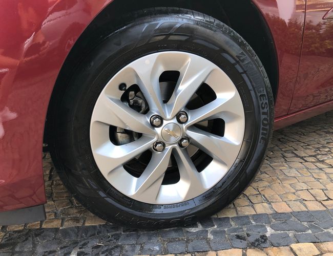 Imagem exterior do veículo Onix 2023 1.0 Flex Lt Manual 