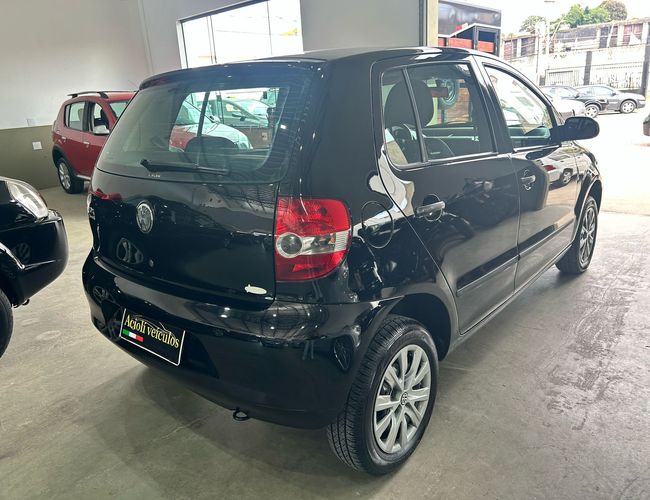 Imagem exterior do veículo Fox 2005 1.0 Mi City 8V Flex 4P Manual 