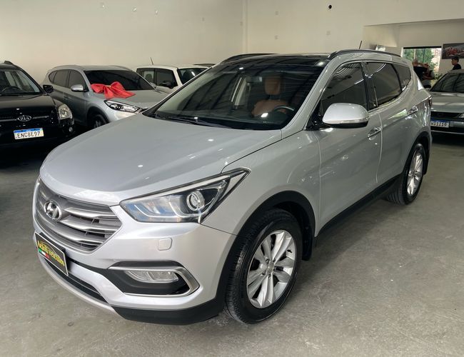 Imagem exterior do veículo Santa Fé 2016 3.3 Mpfi 4X4 7 Lugares V6 270Cv Gasolina 4P Automático 