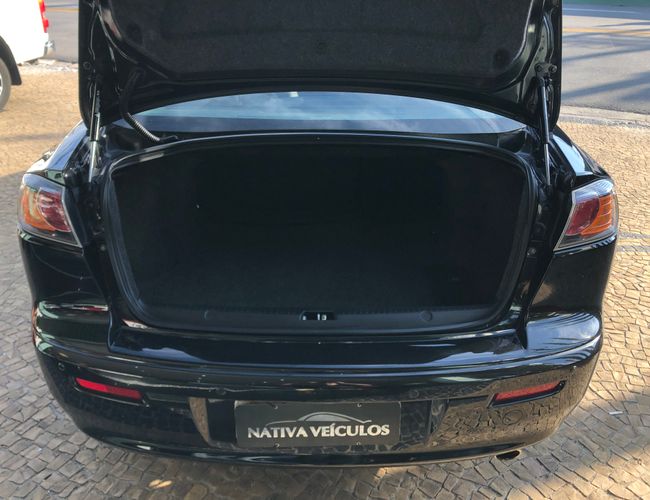 Imagem exterior do veículo Lancer 2015 2.0 CVT 16V GASOLINA 4P AUTOMÁTICO 