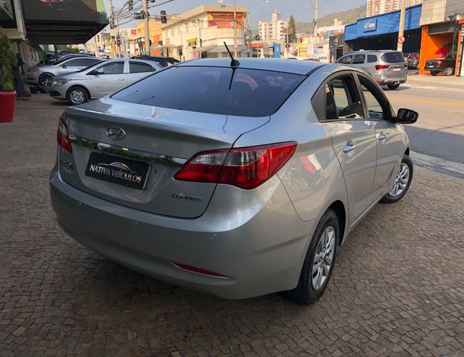 Imagem exterior do veículo Hb20s 2015 1.6 Comfort Plus 16V Flex 4P Manual 