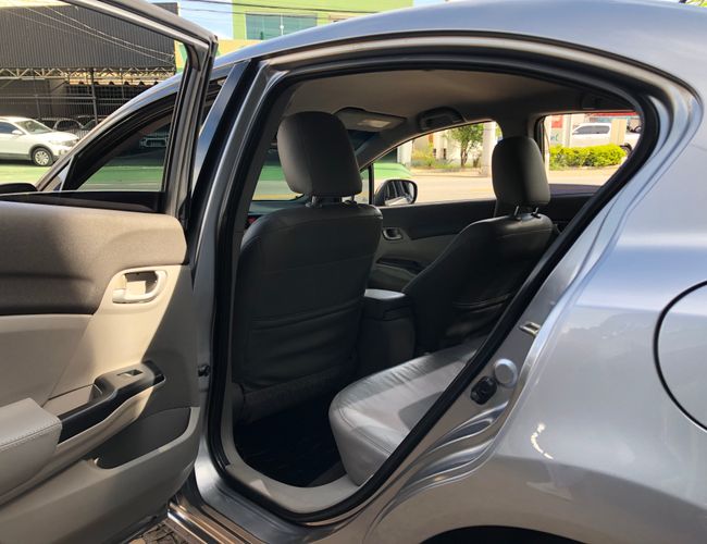 Imagem exterior do veículo Civic 2014 1.8 Lxs 16V Flex 4P Manual 