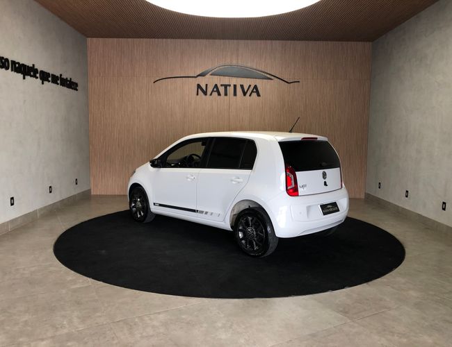 Imagem exterior do veículo Up 2017 1.0 Mpi Run Up 12V Flex 4P Manual 